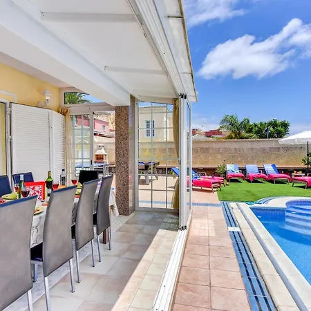 Teide Sol Con Piscina Climatizada, Playa Fanabe, Villa Costa Adeje