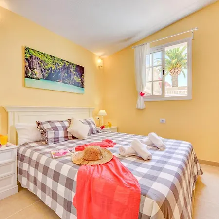 Teide Sol Con Piscina Climatizada, Playa Fanabe, *