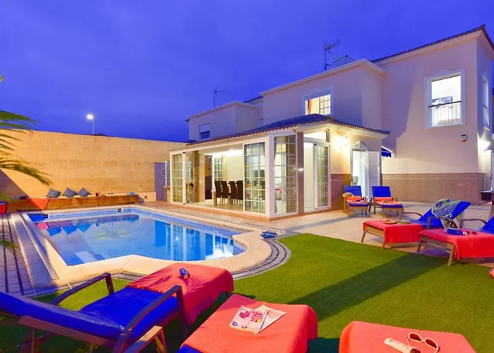 Teide Sol Con Piscina Climatizada, Playa Fanabe, Costa Adeje (Tenerife)