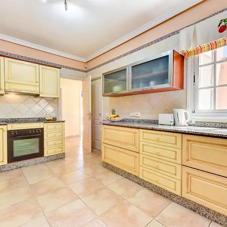 Villa Teide Sol Con Piscina Climatizada, Playa Fanabe,