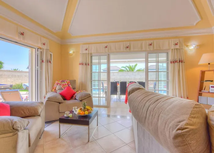 Teide Sol Con Piscina Climatizada, Playa Fanabe, Vila Costa Adeje (Tenerife)